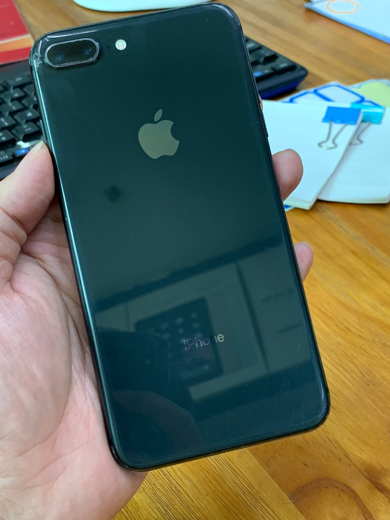 iPhone8 plus 256G黑色港版...