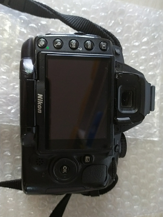 尼康d5000单反相机单机身，成色如图，功...