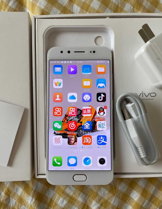 vivo x9 女生自用手机 金色 成色如...