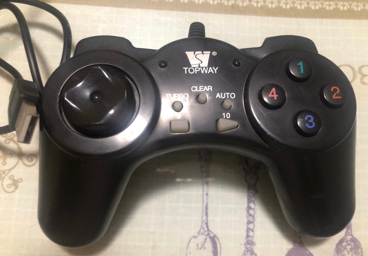 游戏手柄，usb接口