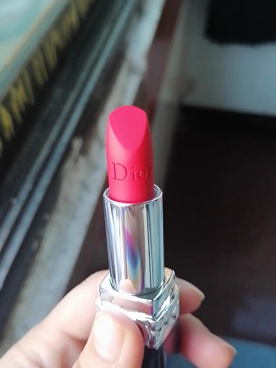 迪奥口红 999哑光 新买的，用了没几次，...