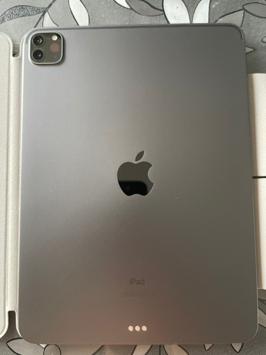 出售2021款11英寸苹果iPad Pro...