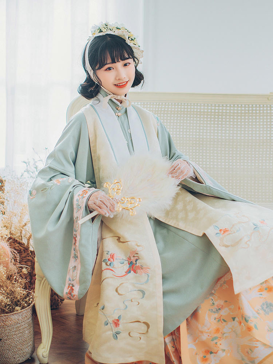 【全新100%】汉尚华莲汉服女比甲明制