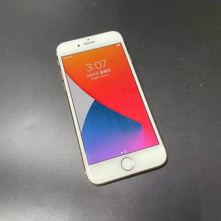 原装正品iPhone8  内存256G 白...