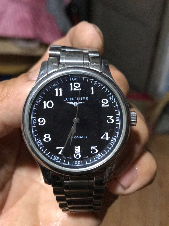 机械表,处理价,表屏6点7点中中间有一点划...