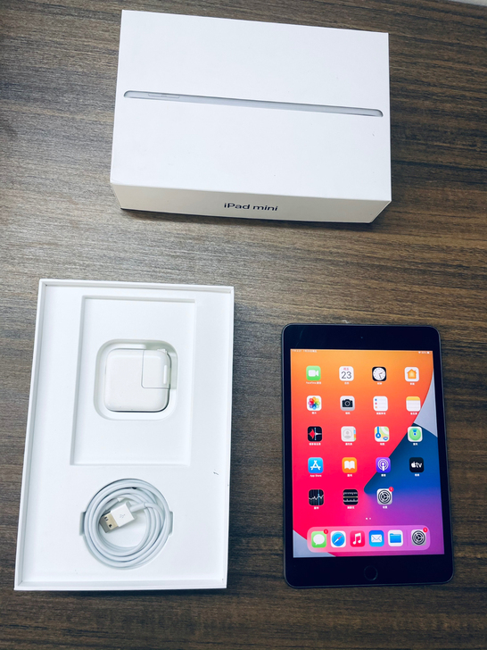 iPadmini5国行64g黑色99新 平...