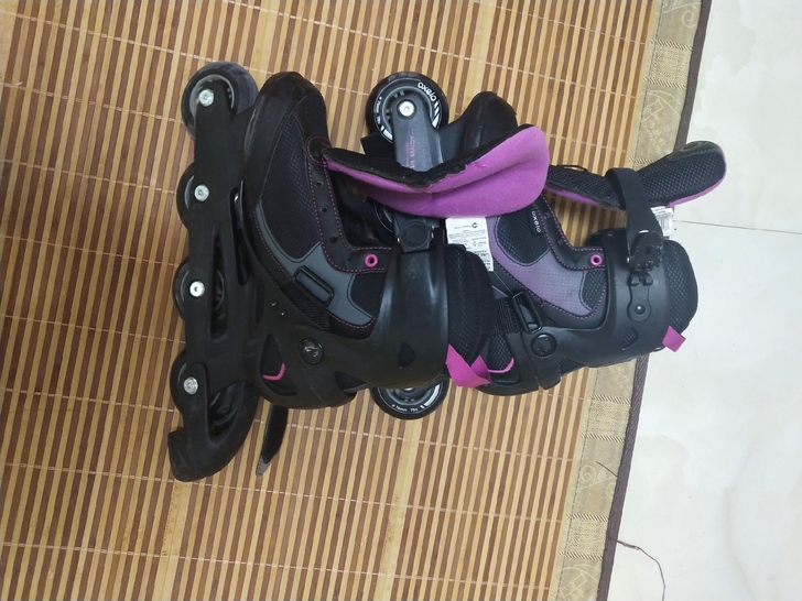 溜冰鞋迪卡侬溜冰鞋成人儿童男女户外活动