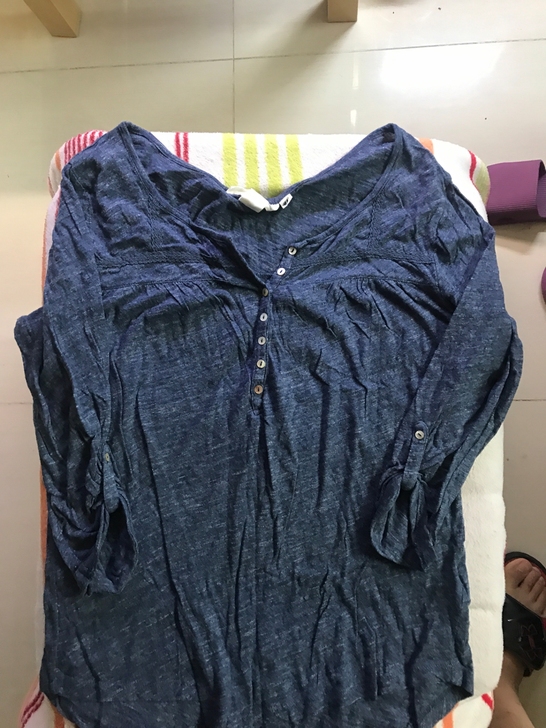 hm女士7分袖T恤衫 尺码L 9成新 纯棉...