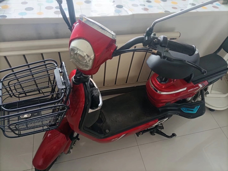 雅迪电动车