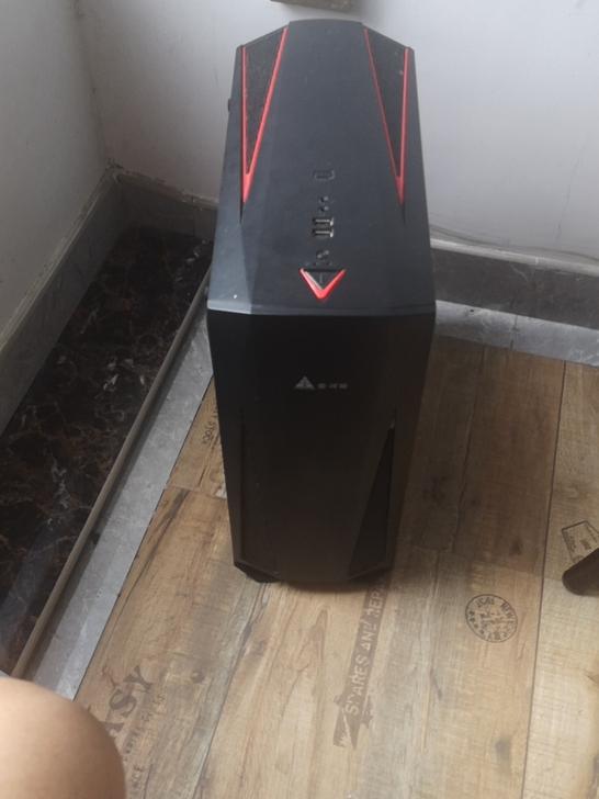 金河田机箱带大水牛船长RM400电源,侧板...