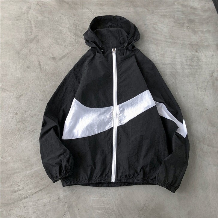 在宿舍囤了太多防晒衣,包邮哈(偏远地区加点...