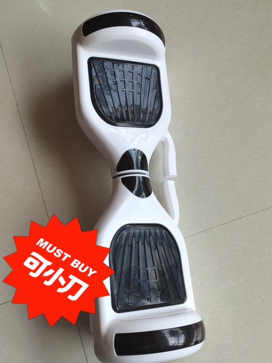 买上随便玩的，只在家里玩过几次，很新，出给...