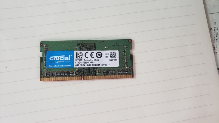 英瑞达的ddr4 4gb内存条，电脑换了8...