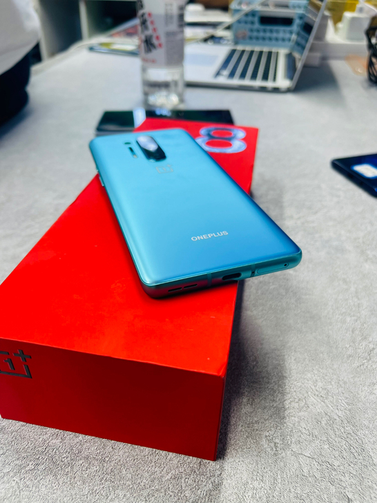 一加8pro 12+256 99新全套 激...