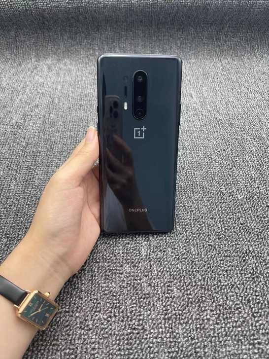 一加8pro 5G版12+256G 成色9...
