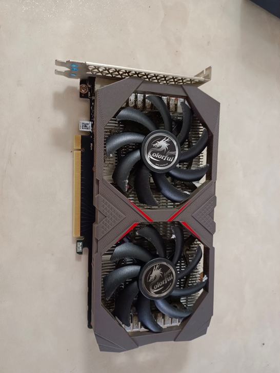 七彩虹1650 4g显卡,功能完好,不议...