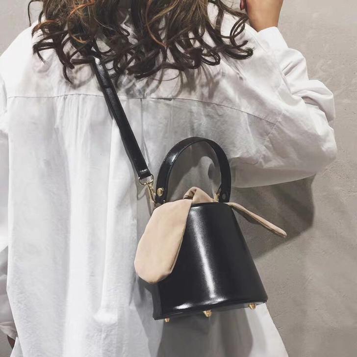 网红小黑包高级感女包2020新款潮韩版百搭...