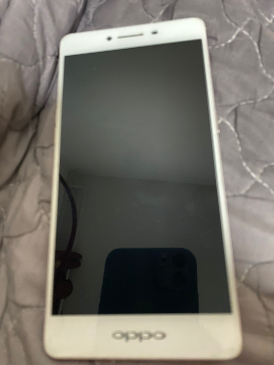 闲置，性能还不错，当老年机用很不错，手机绝...