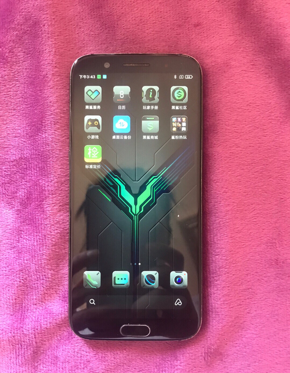 黑鲨手机1代，机器非常好用内存8G，硬盘2...
