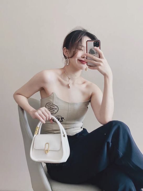 美嘟嘟定制小众潮牌女包2021新款简约便当...