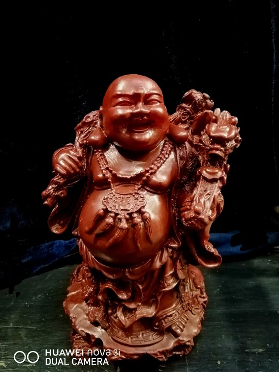 家里闲置多年弥勒佛摆件  通体朱砂红色  ...