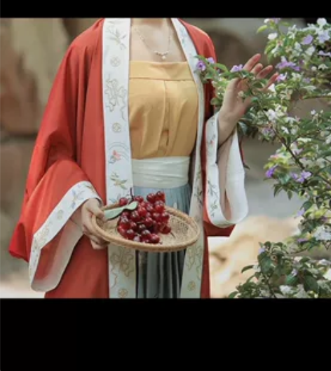 兰若庭 此间春色  全套S码   穿一洗一...