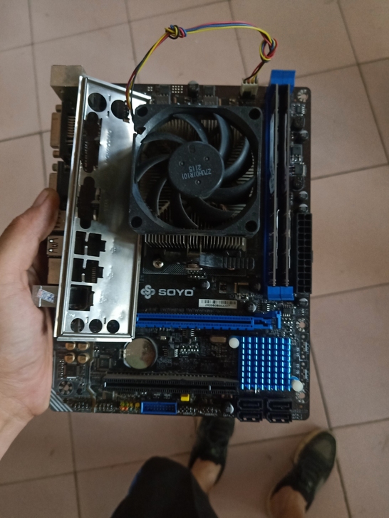 电脑套装便宜出，8g威刚内存，amd840...