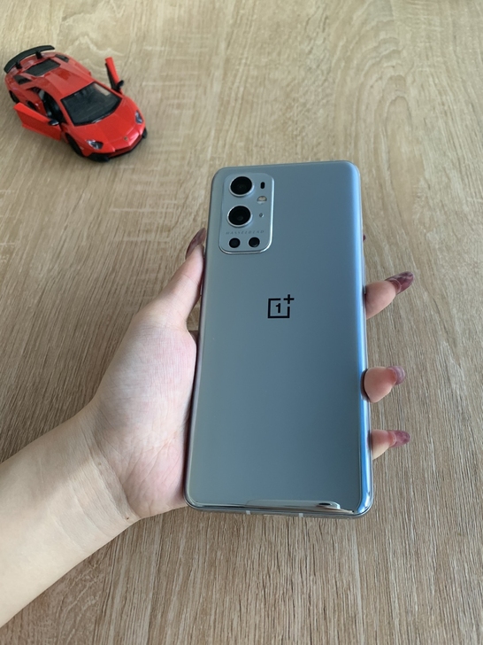 一加9pro 12+256G 98新，机器...