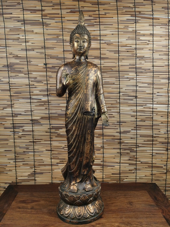 乡下收到紫铜鎏金佛像，喜欢联系