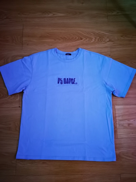 品名:男士纯棉个性潮牌凸字体恤衫