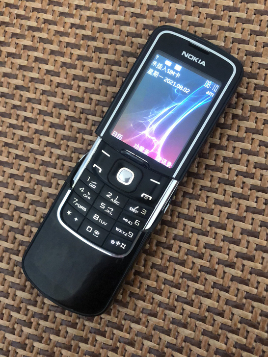 诺基亚8600，月光女神，原装二码合一，成...