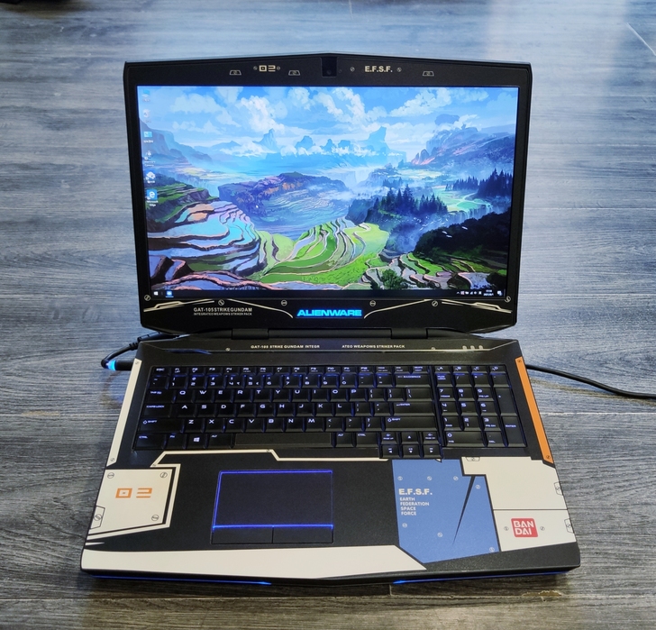 外星人m17xr5 hd8950笔记本