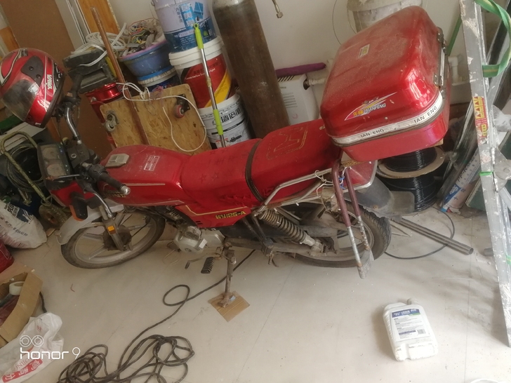 摩托车，电打火，好用，没空骑！