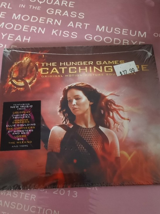 the hunger games，一张原版...