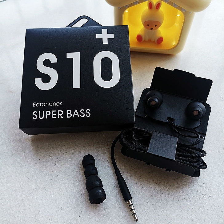 三星手机耳机，全新三星正品，购买手机里面带...