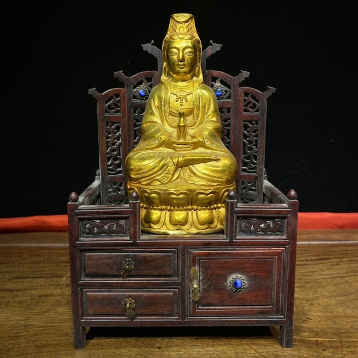 回流老红木佛龛铜鎏金《宝瓶观音》一尊，制作...