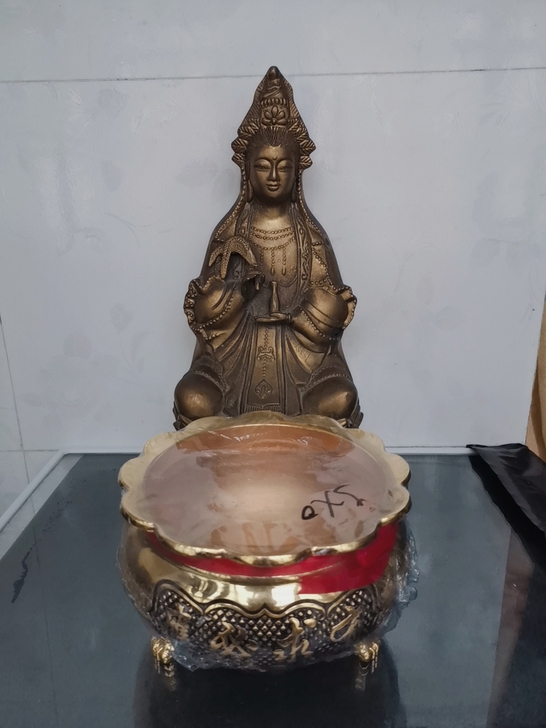 老铜佛像 坐莲花 柳枝观音菩萨坐像，几十年...