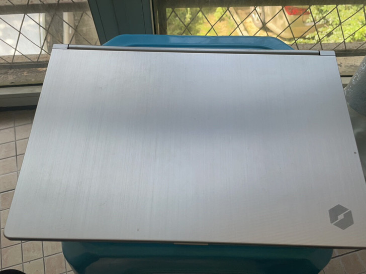 出机械革命s1 i7 8550u +mx1...