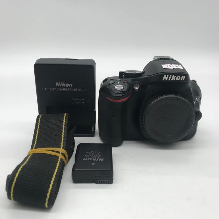 【95新】 尼康 D5200学生新手小白入...
