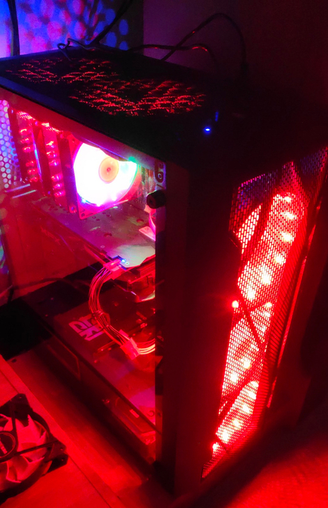台式机机箱 侧透 使用钢化玻璃 有usb2...