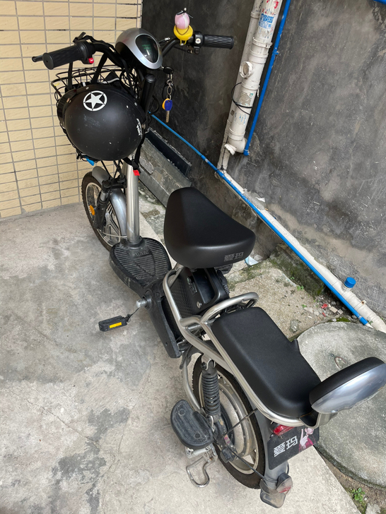 爱玛电动车