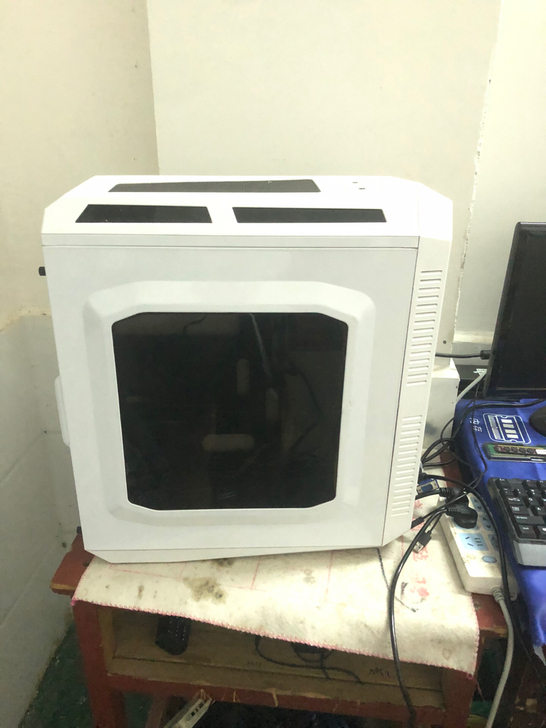 塔式机箱，高大威猛！功能正常，带USB3....