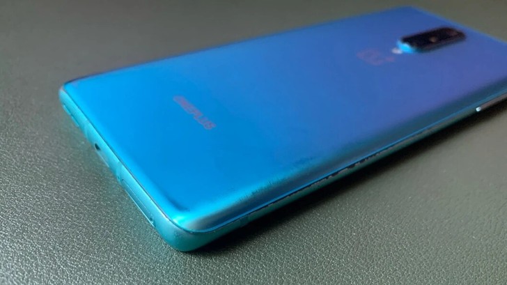 一加8。国行，，8加128。无修，成色看图...