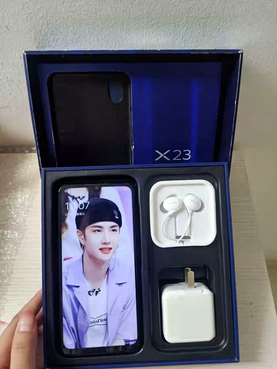 vivo x23九五新高配置原装正品。8+...