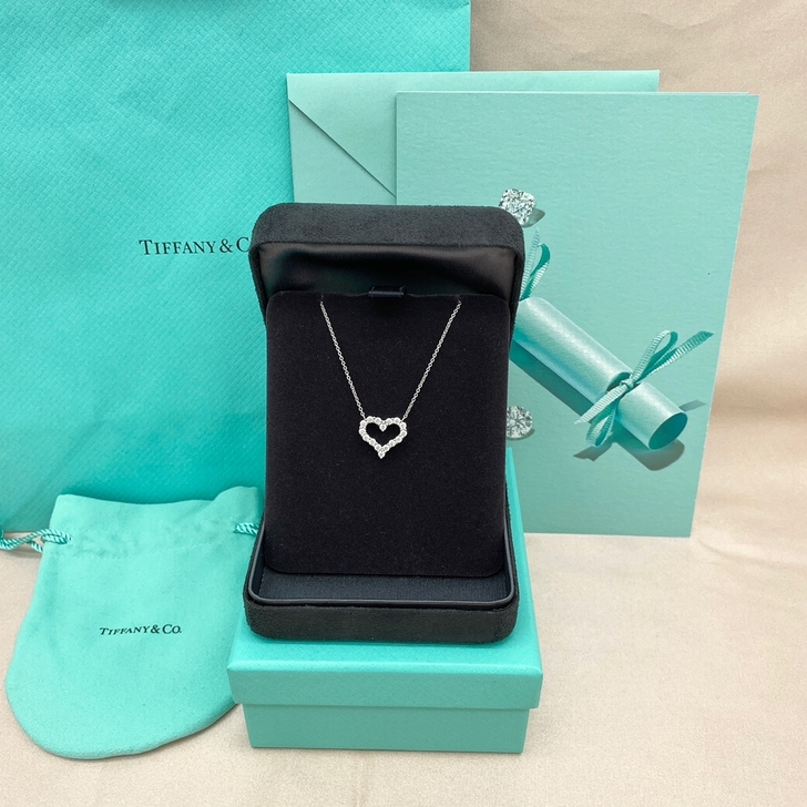几乎全新 蒂芙尼心型镶钻铂金950钻石0....
