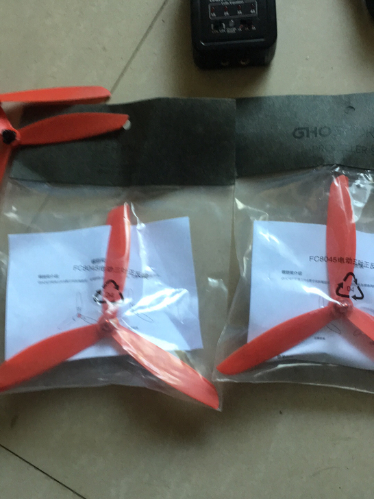 亿航无人机螺旋桨，保证纯新，原装，4个30
