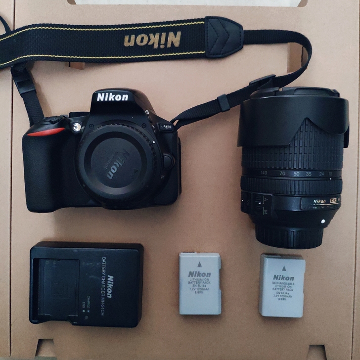 尼康灭门。自用尼康d5600 镜头是18-...