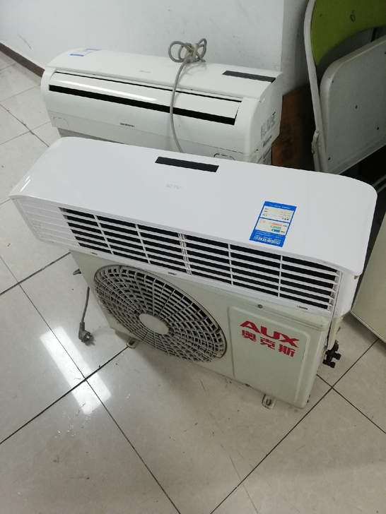 各品牌1.5P空调低价出,品相佳,各功能完...