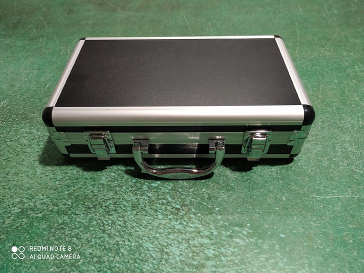 全新 包邮小号手提铝合金工具箱  全新，！...