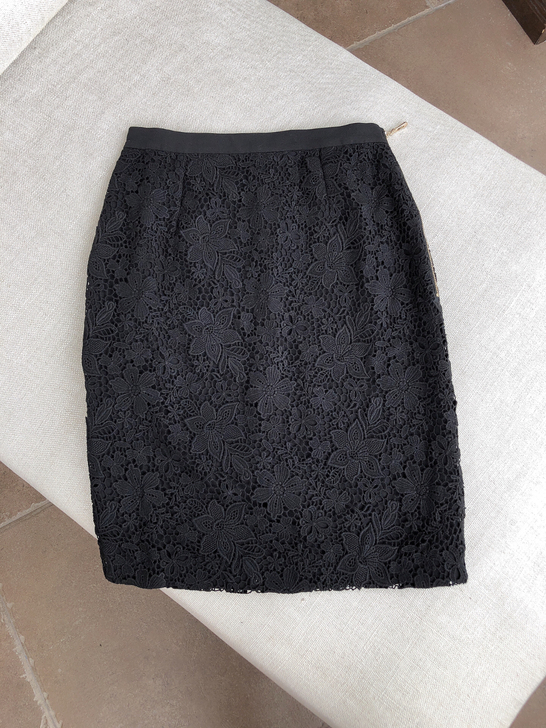 一件蕾丝半身裙女士黑色包臀半裙